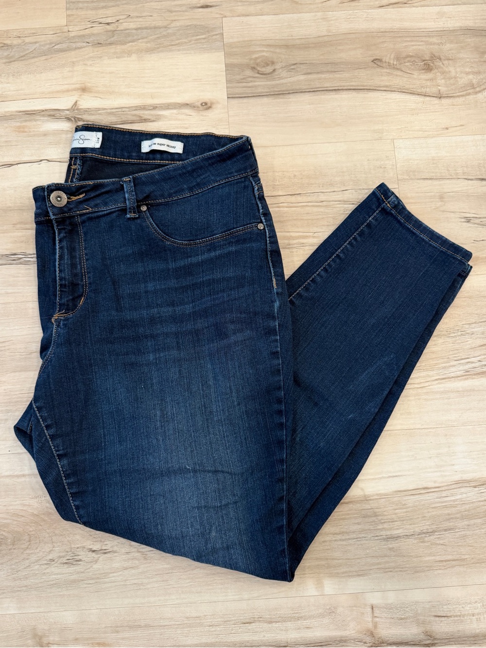 Jessica Simpson Kiss Me Super Skinny 18W Jeans